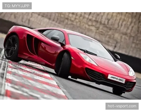 瑞安·洛赫特训练完顺手买了辆超跑，说油费比泳裤还便宜